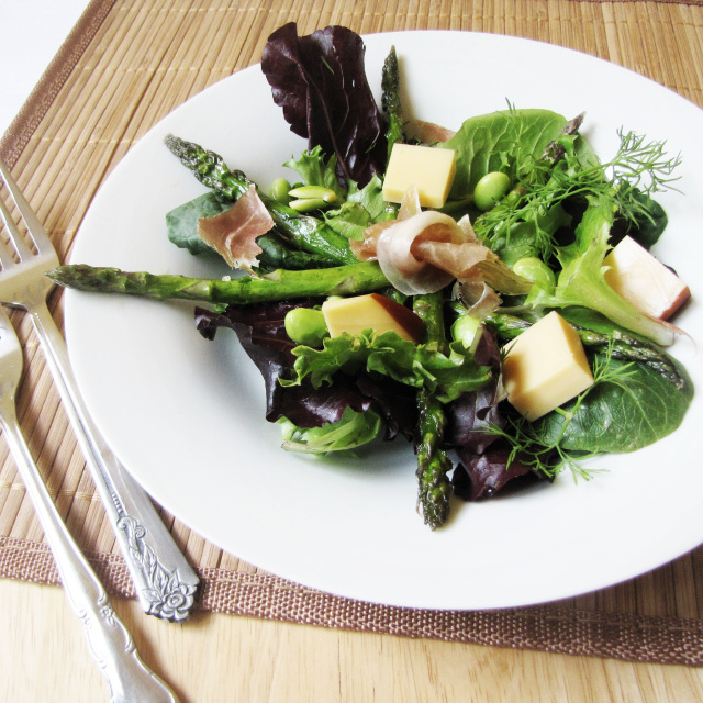 Asparagus, Smoked Gouda, and Serrano Ham Salad