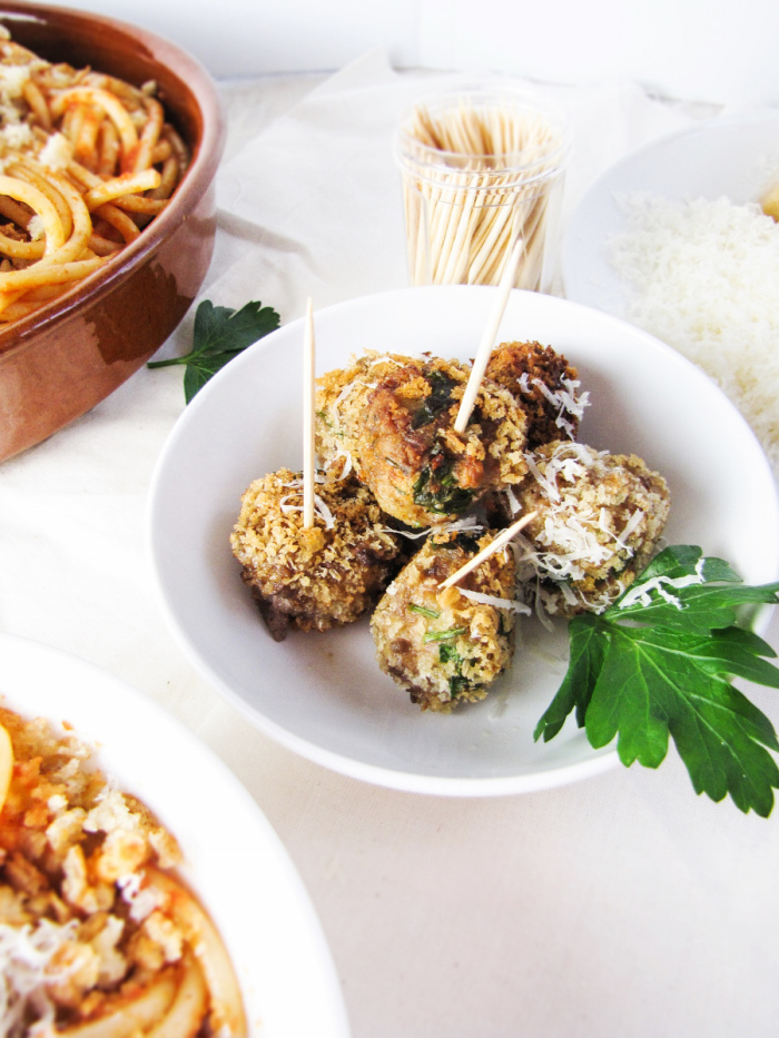 Book Club: Sicilia in Cucina, Venezia in Cucina // Spaghetti with Breadcrumbs and Parmesan Meatballs