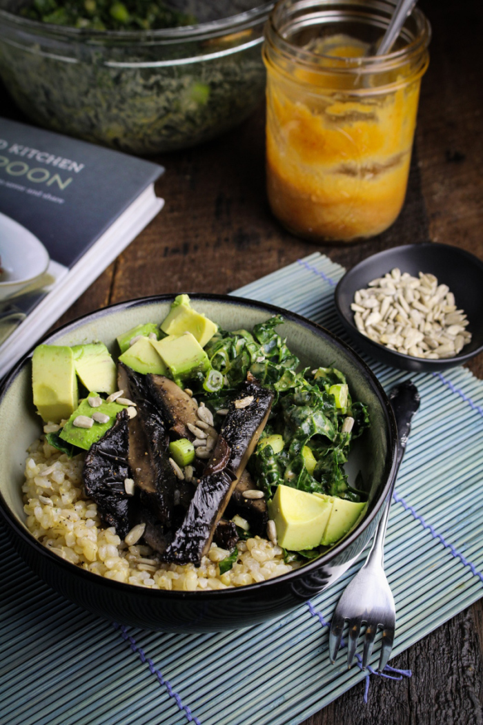 Book Club: Sprouted Kitchen Bowl + Spoon // Tahini Kale Slaw and Roasted Tamari Portobello Bowl