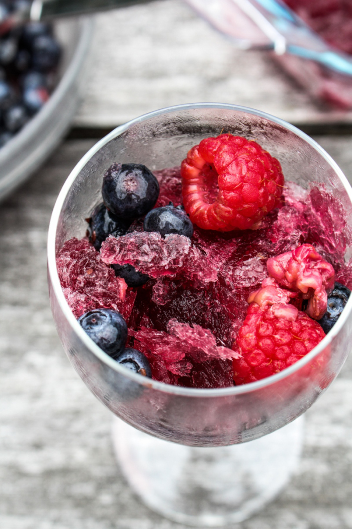 Happy 4th of July! // Berry Sangria Slushies