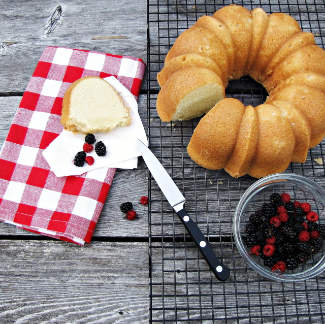 Lemon Pound Cake