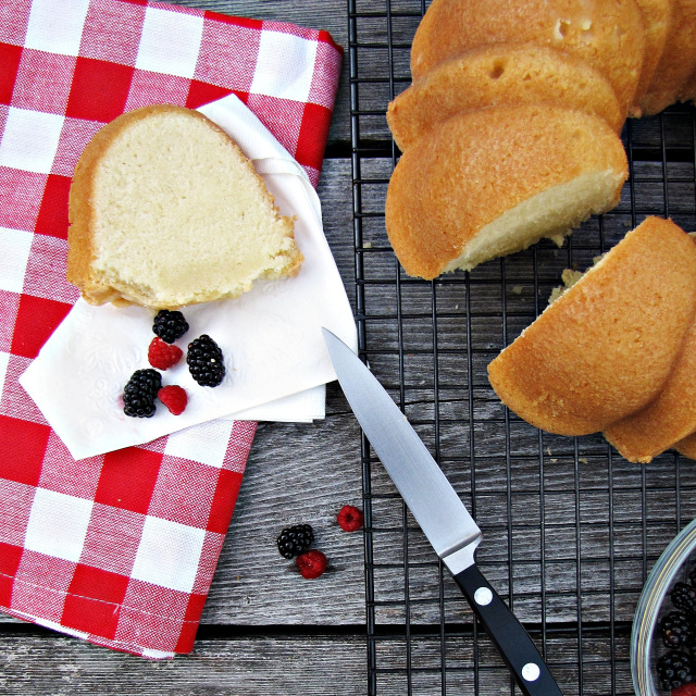 Lemon Pound Cake