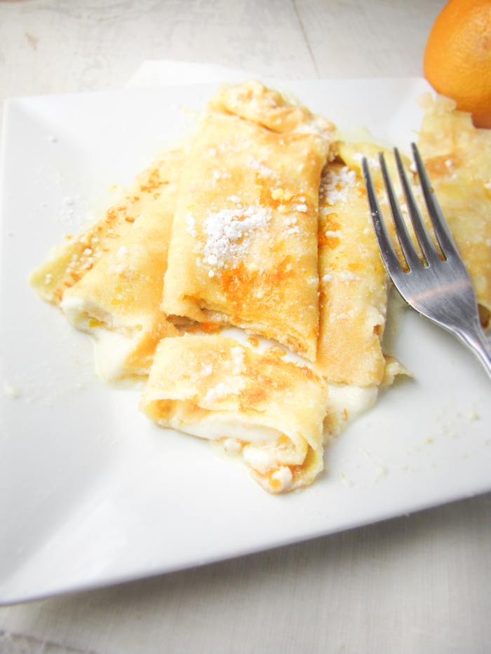 Monday (Morning) Resoultions: Italian Crepes with Sweet Cheese Filling and Caramel Sauce