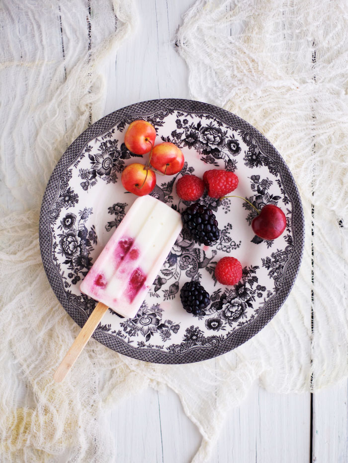 Homemade Yogurt and Frozen Yogurt Lemongrass Raspberry Pops