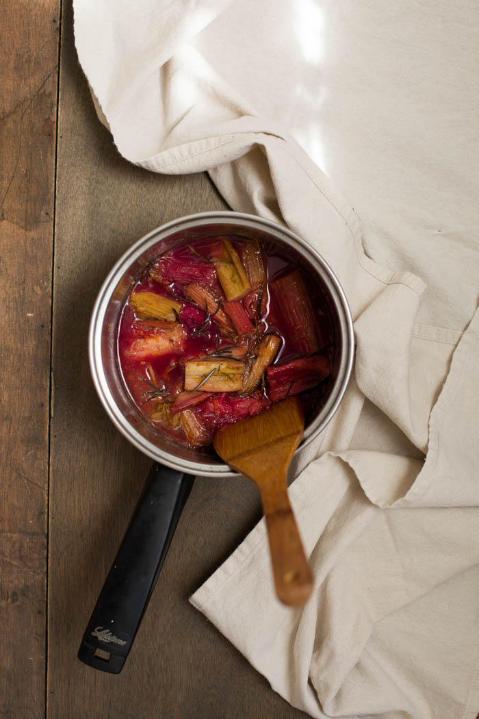 Rhubarb Rosemary Musli