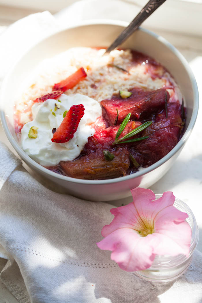 Rhubarb Rosemary Musli