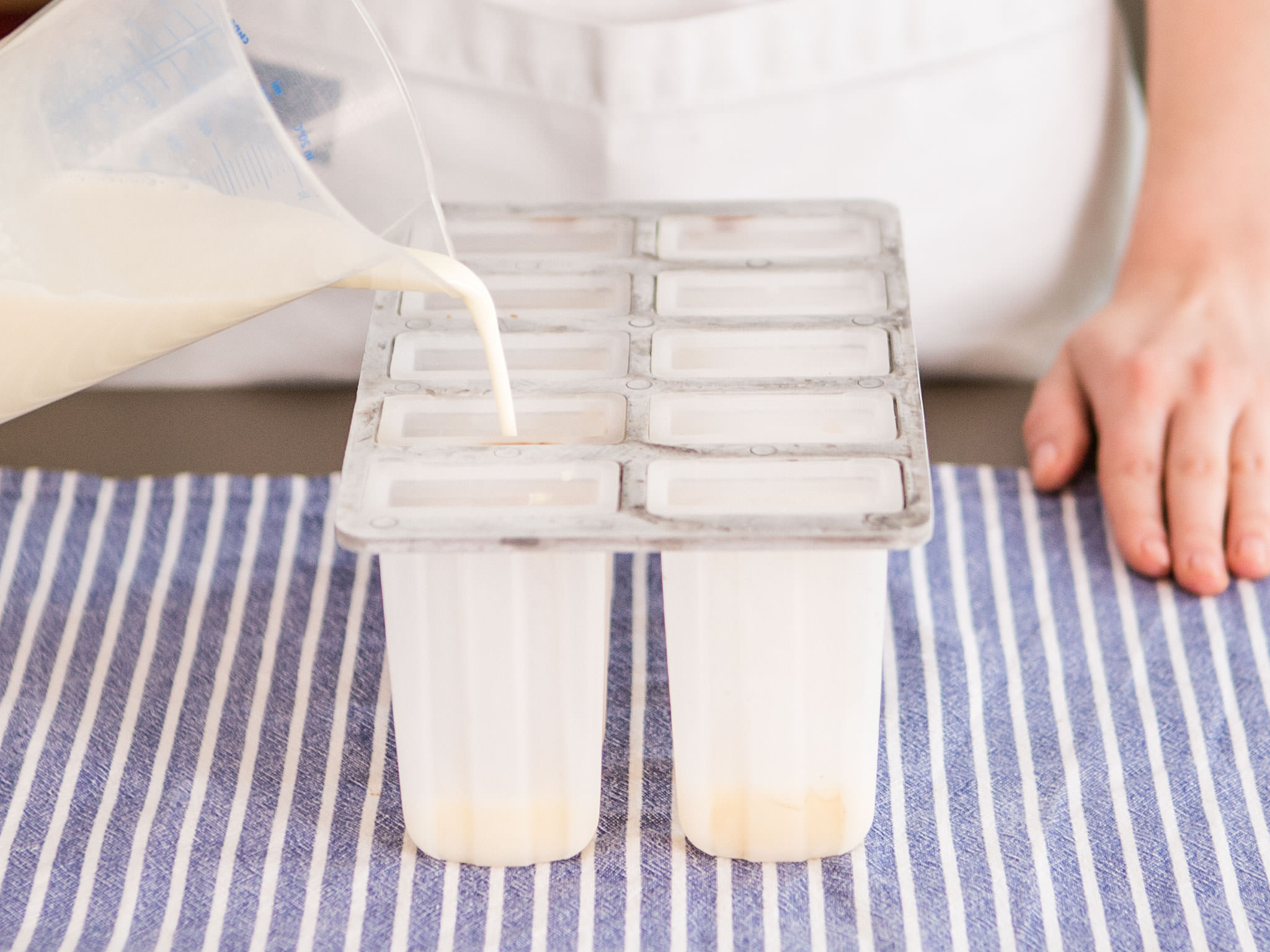 Boozy chocolate and coffee iced lollies