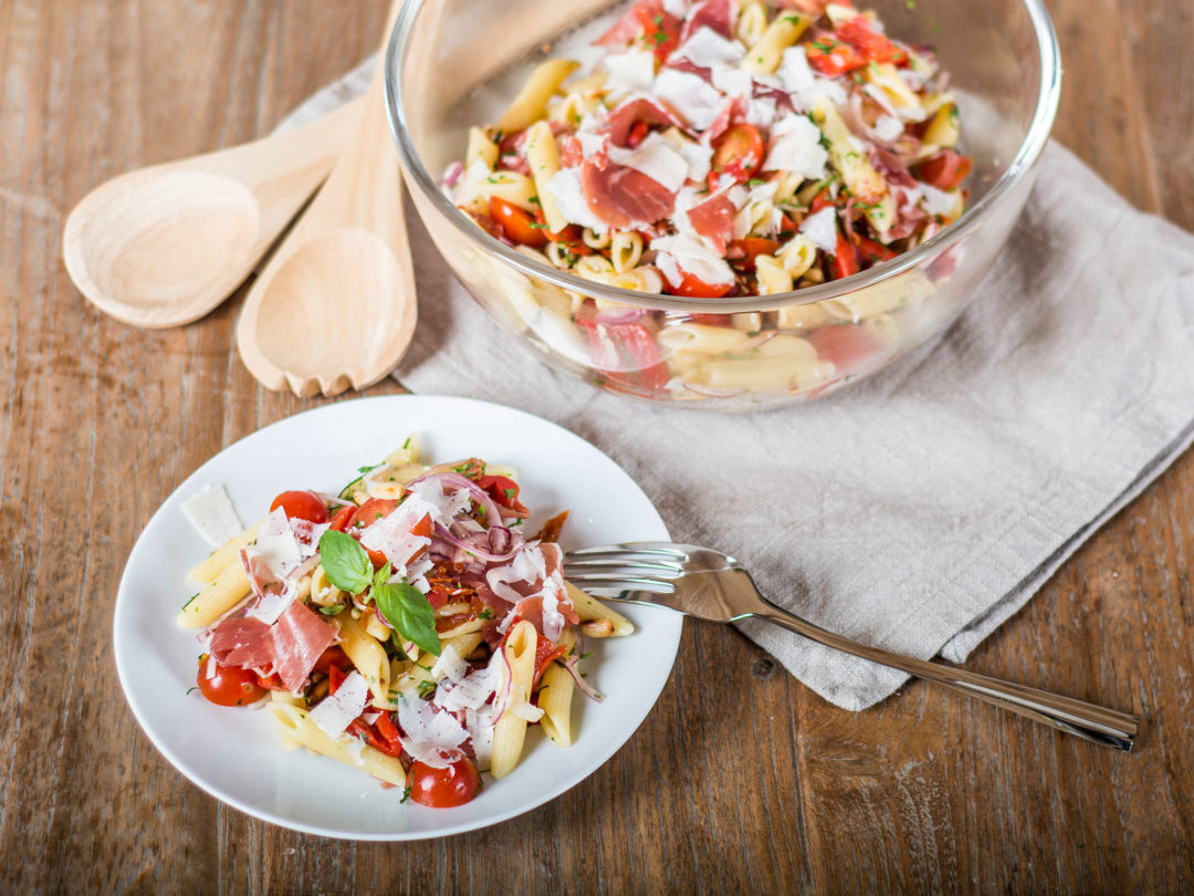 Simple Mediterranean pasta salad