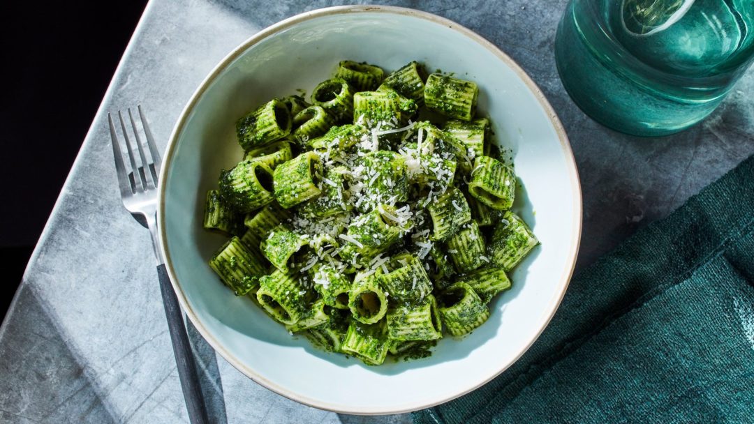 Kale-Sauce Pasta