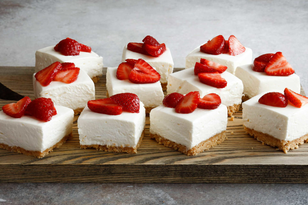 No-Bake Cheesecake Bars