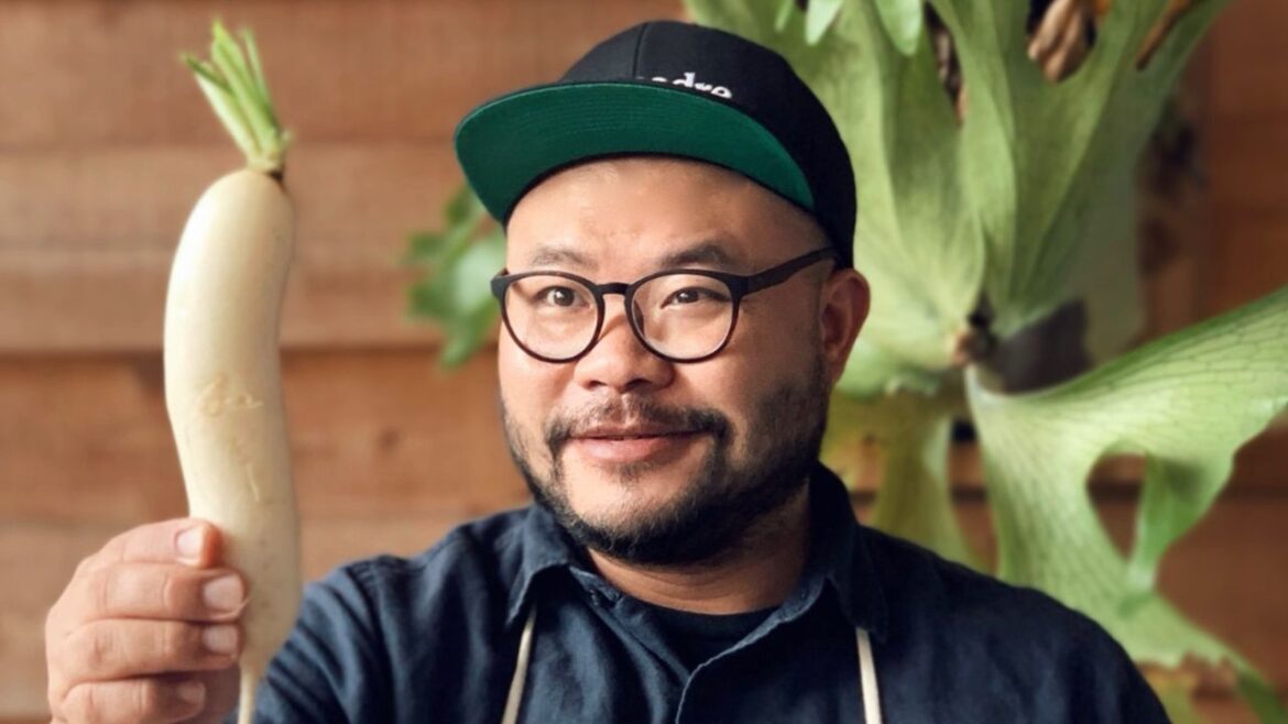 Celebrity chef Ted Liao will share secrets of making sustainable Hakka colas at Vancouver TAIWANfest Ted Liao