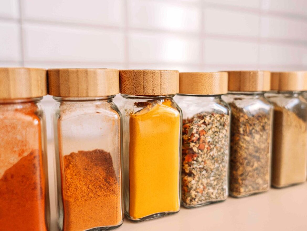 I Asked 5 Chefs for the Best Spice Blends, and These Are the Only Ones Worth Buying I Asked 5 Chefs for the Best Spice Blends, and These Are the Only Ones Worth Buying