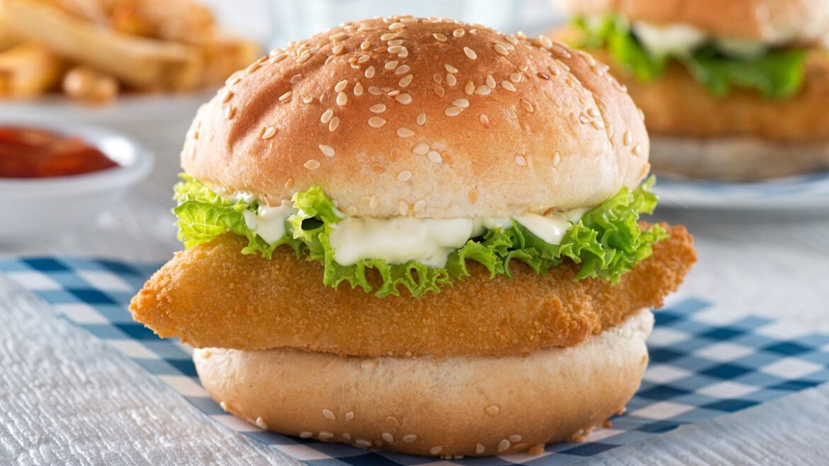 5 Chains With The Highest-Rated Fried Seafood Dishes According To Yelp 5 Chains With The Highest-Rated Fried Seafood Dishes According To Yelp