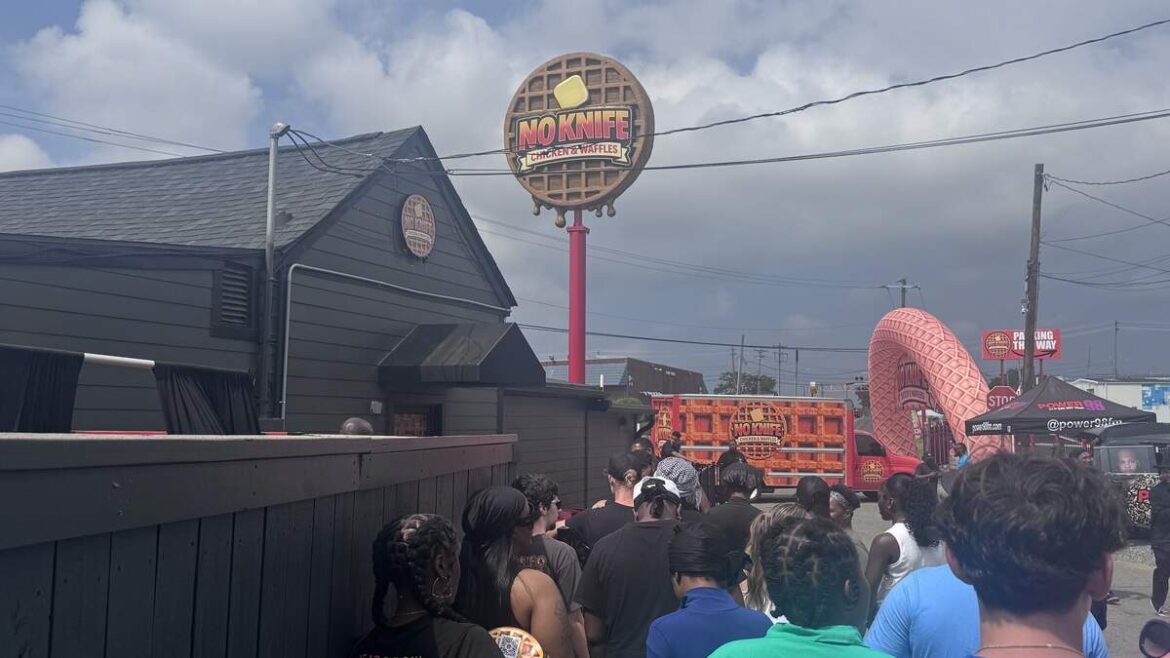 Crowds line up for DaBaby’s No Knife restaurant in Charlotte