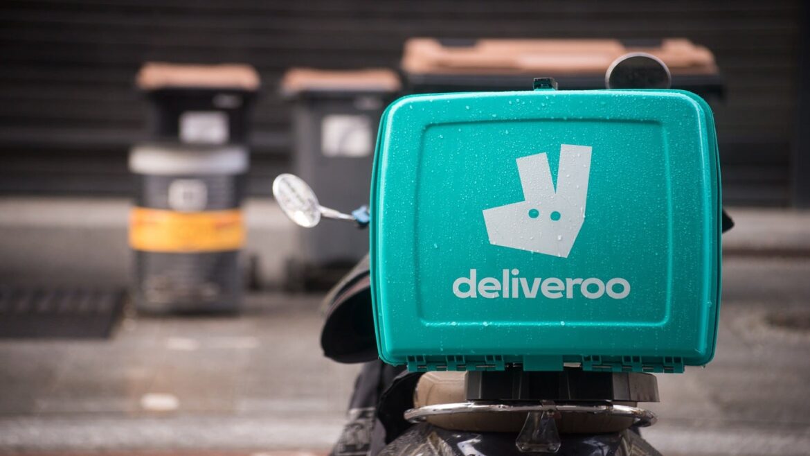 Pho extends UK delivery partnership with Deliveroo Pho extends UK delivery partnership with Deliveroo