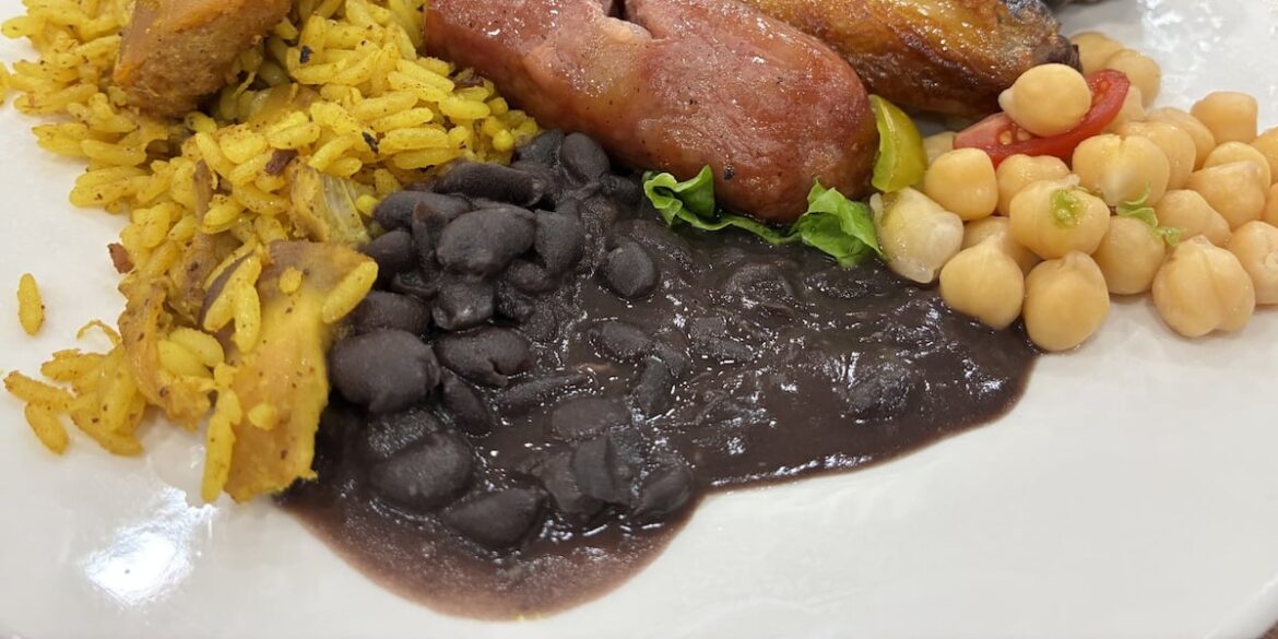 Restaurant Report Card: Cafe Vendome fails with 62; Porto Brazil earns 100