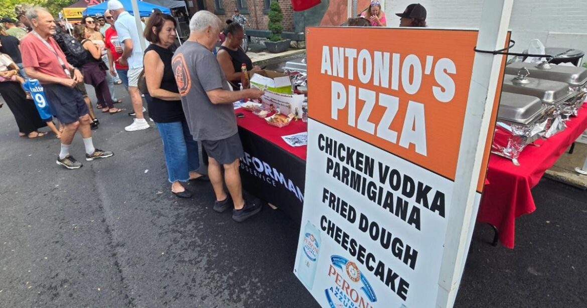 'Everyone loves Italian food': Inaugural Festa Italiana draw crowds in Easton | Easton Area
