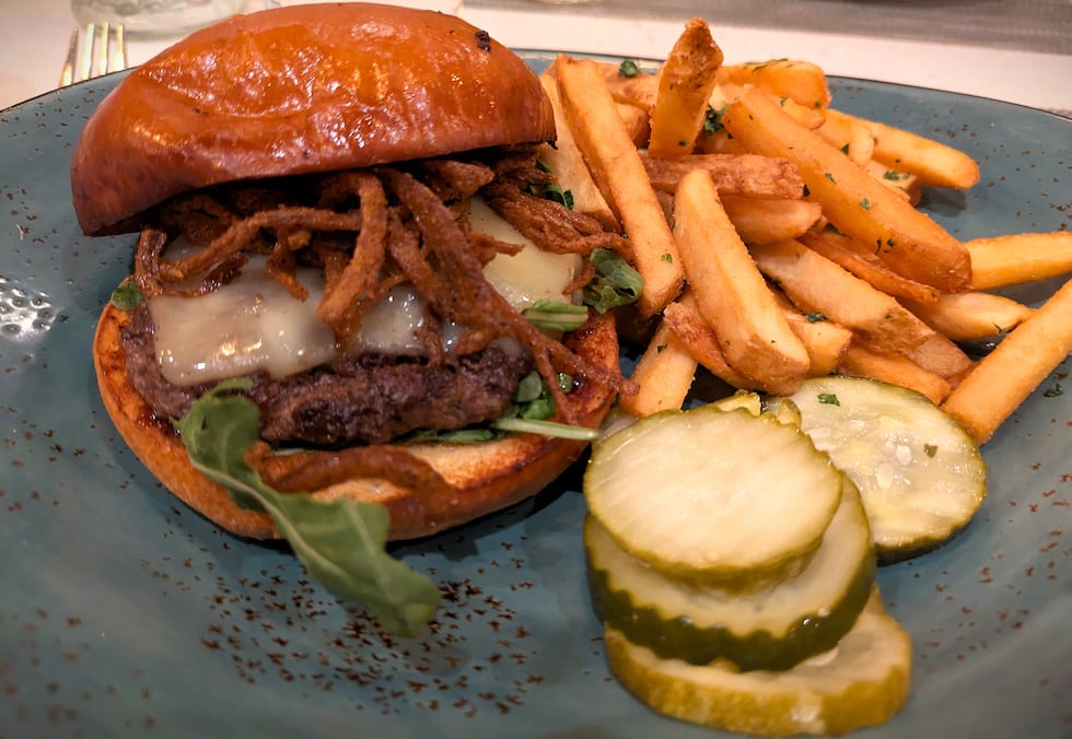 South Front Tavern may have the best special in Wilmington. $5 smashburger and fries is a steal.