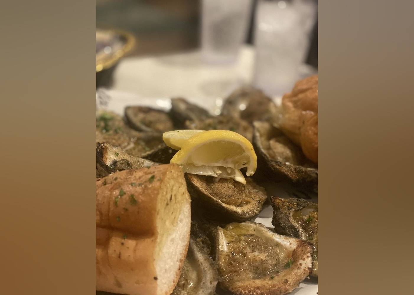 #6. Felix's Restaurant & Oyster Bar