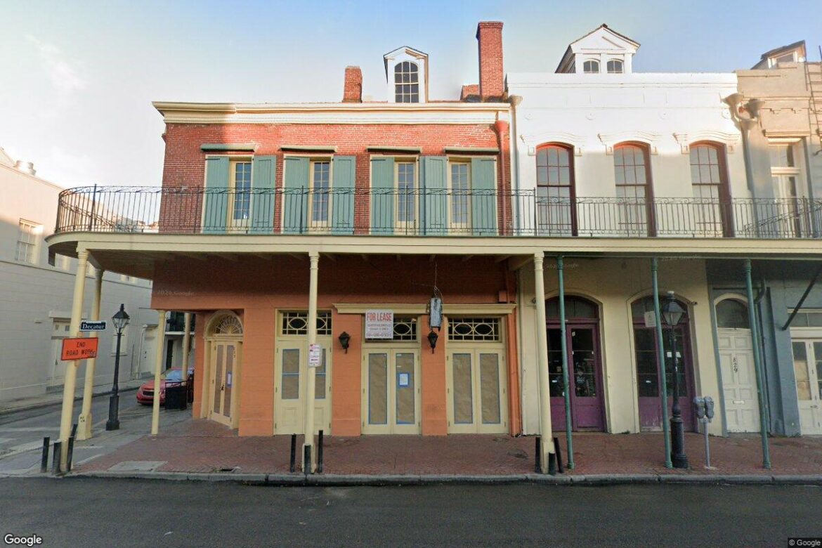 French Market Oyster Bar Roof Collapses in New Orleans Quantcast