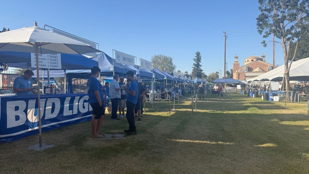 Bakersfield Greek Food Festival marks 50-plus years of food, music and tradition station icon