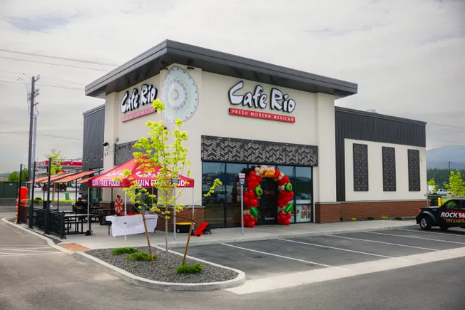 Cafe Rio hires Cava vet as COO Cafe Rio hires Cava vet as COO