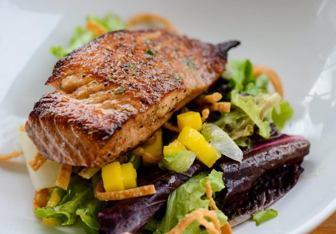 Restaurants in Lake Charles: Fine Dining & Local Favorites Restaurants in Lake Charles: Fine Dining & Local Favorites