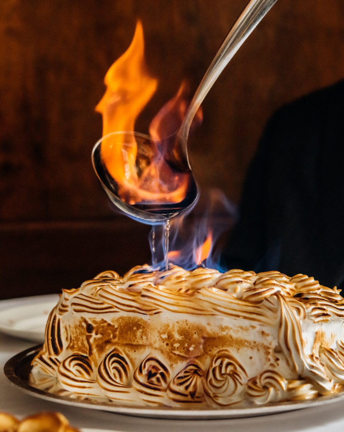 Meringue Trends: Chefs Are Reworking a Classic Meringue Trends: Chefs Are Reworking a Classic