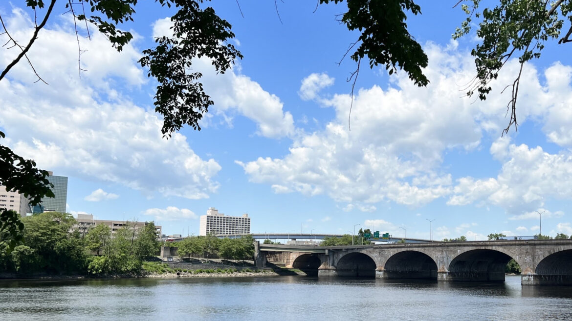 Connecticut’s Tranquil Hartford Suburb Is A Riverside Gem With Tasty Restaurants And Scenic Parks Connecticut's Tranquil Hartford Suburb Is A Riverside Gem With Tasty Restaurants And Scenic Parks