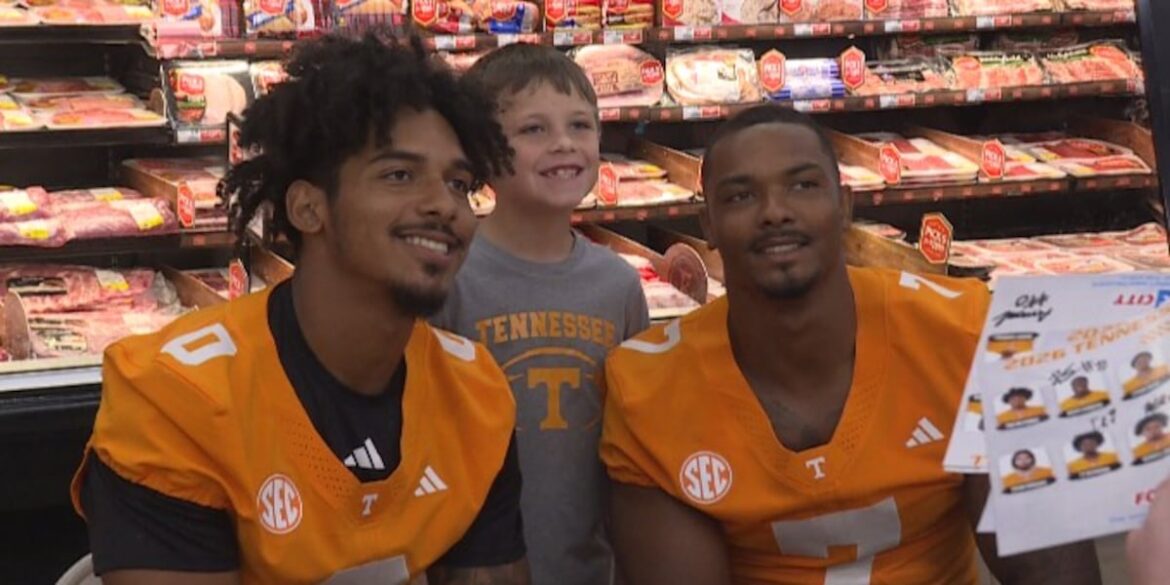 The players signed autographs, took pictures and felt the love from Vol Nation. The players signed autographs, took pictures and felt the love from Vol Nation.