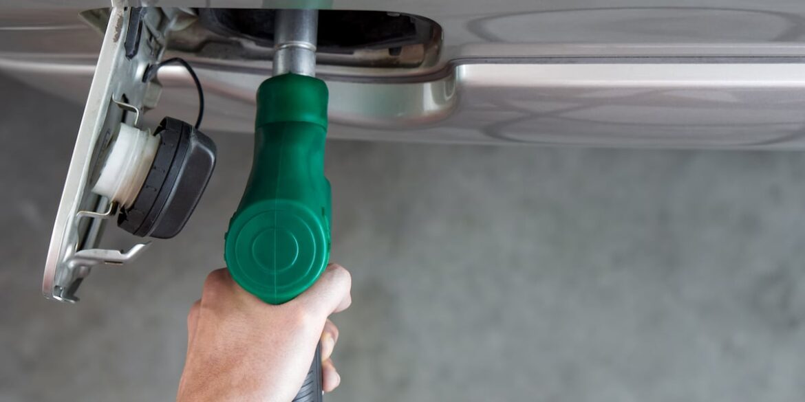 Diesel price spike drives up cost of food and goods in Connecticut Diesel price spike drives up cost of food and goods in Connecticut