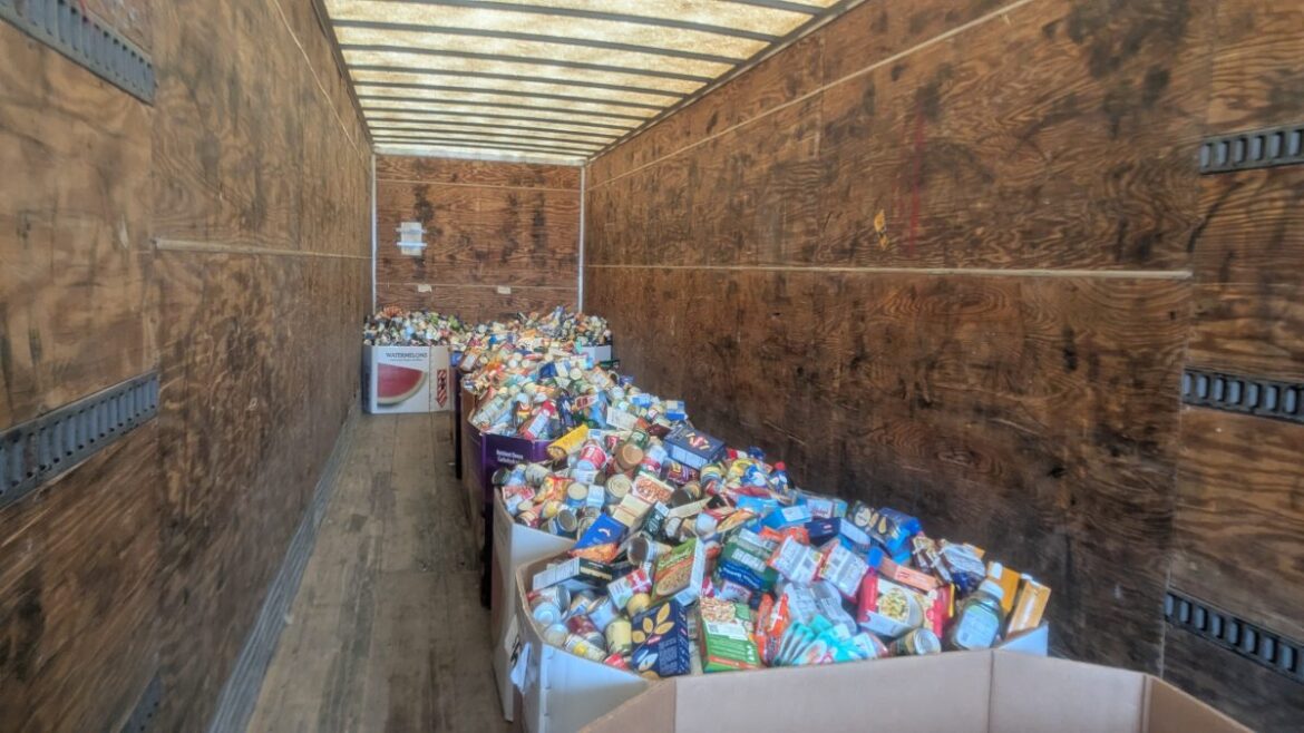 Heartland United Way Holds Food Drive at Husker Harvest Days Heartland United Way Holds Food Drive at Husker Harvest Days