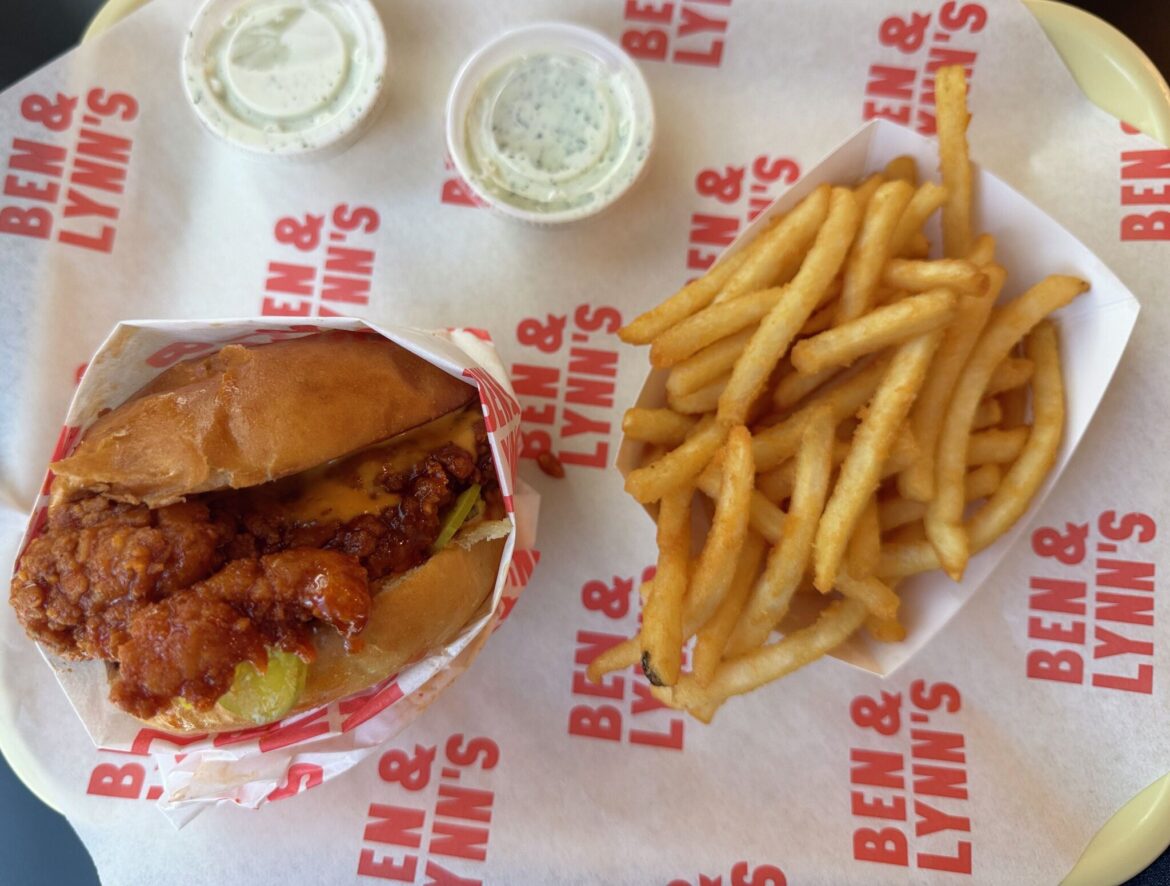 How's the fried chicken at Joshua Weissman's new Austin restaurant?
