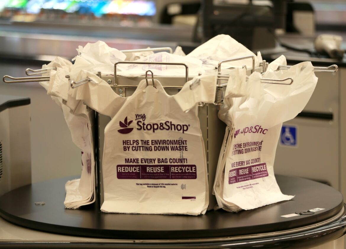 Will this be the year Massachusetts bans plastic grocery bags? Will this be the year Massachusetts bans plastic grocery bags?