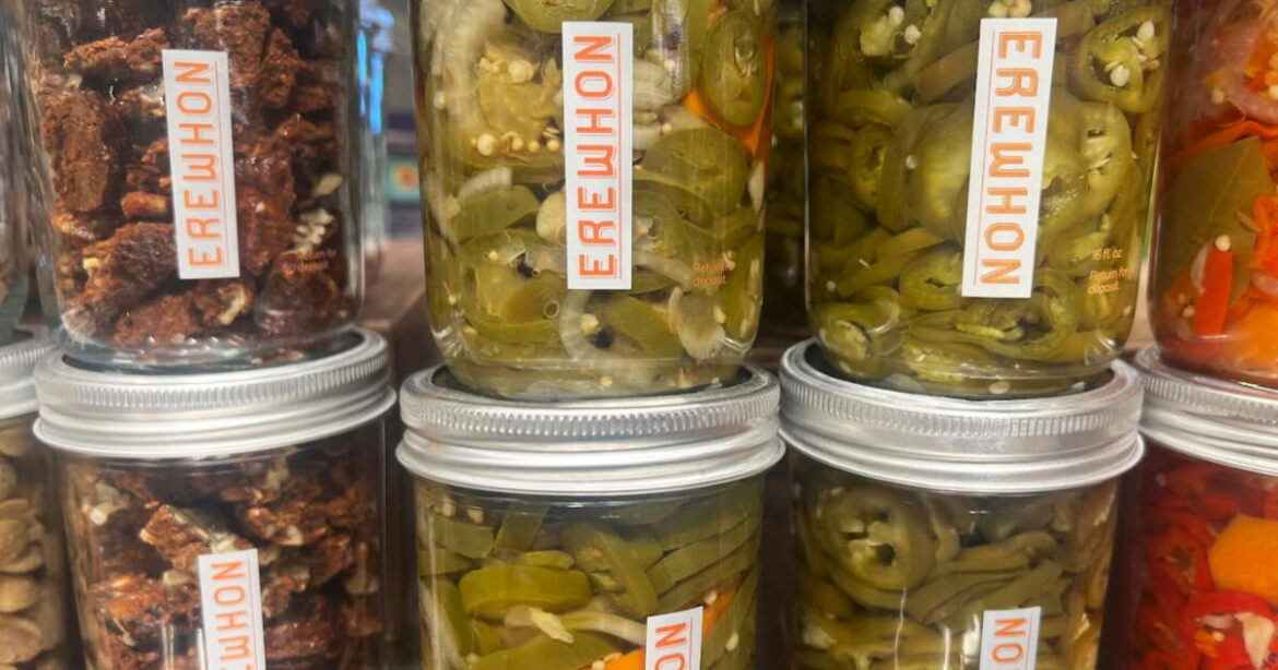 Erewhon opens first outlet outside L.A. County in Thousand Oaks Erewhon opens first outlet outside L.A. County in Thousand Oaks