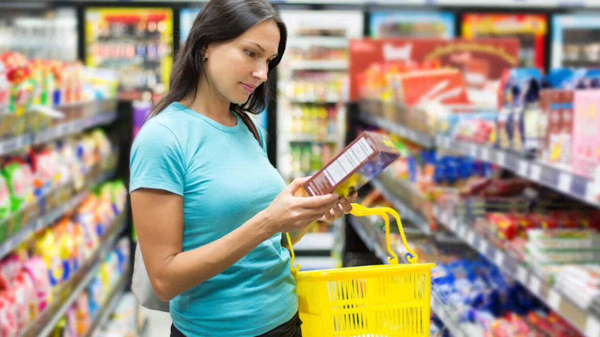Cal Maine Foods (CALM) Pushes Specialty Eggs And Prepared Foods With New Data Tools Cal-Maine Foods (CALM), What Is Behind The Fresh Attention?