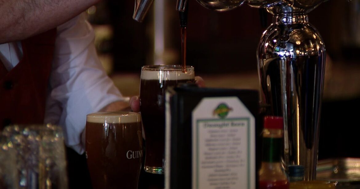 Seattle bars see 56% sales surge during U.S.-Australia match Seattle bars see 56% sales surge during U.S.-Australia match
