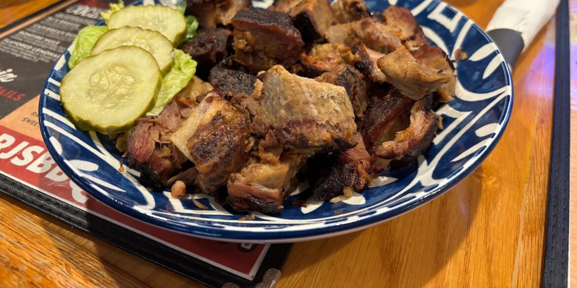 High beef prices force Kansas City barbecue restaurants to adapt menus High beef prices force Kansas City barbecue restaurants to adapt menus
