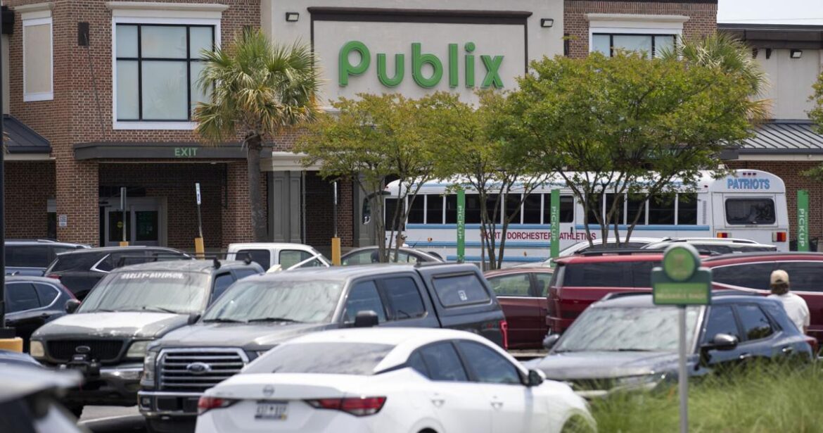 Publix gives $1M to South Carolina conservation work Publix gives $1M to South Carolina conservation work