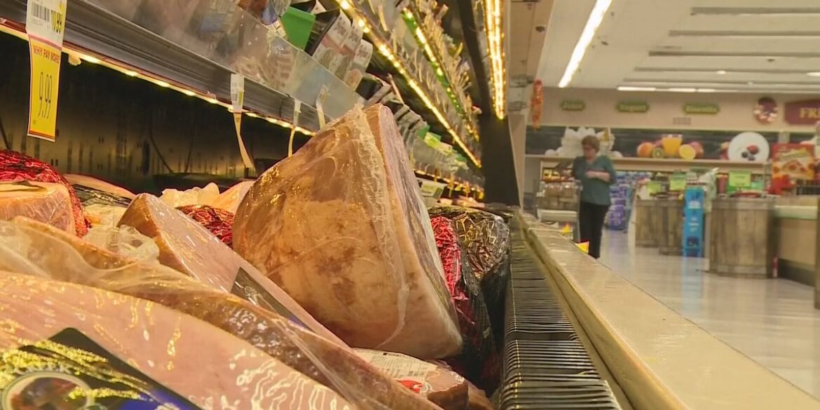 Food desert concerns grow as former Winn-Dixie in west Montgomery transitions to new grocery store Food desert concerns grow as former Winn-Dixie in west Montgomery transitions to new grocery store