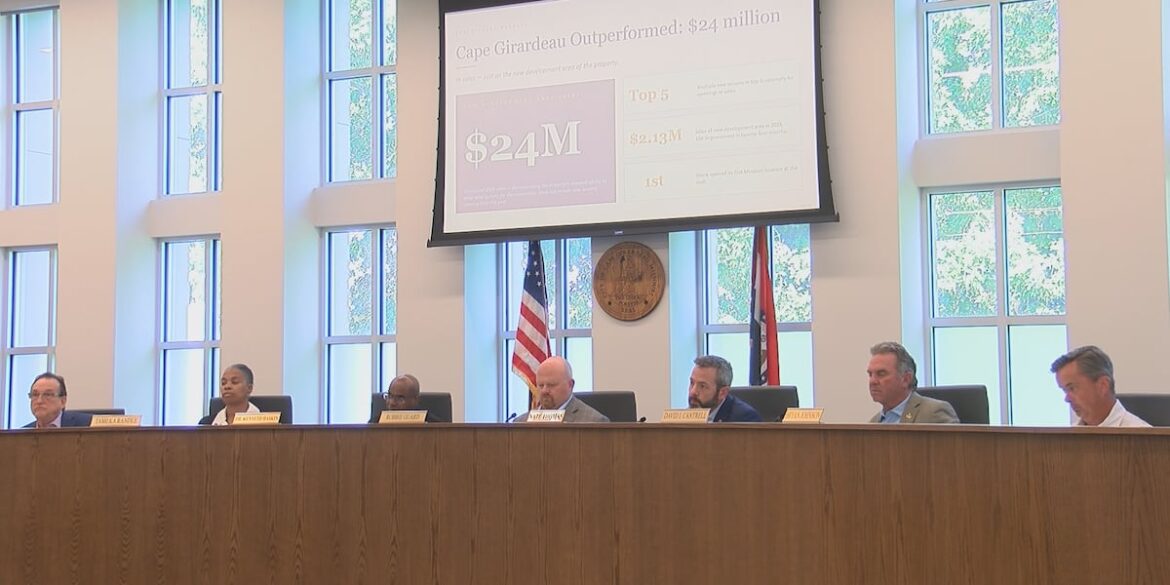 Cape Girardeau leaders put restaurant tax talks on hold for tourism, spending review Cape Girardeau leaders put restaurant tax talks on hold for tourism, spending review