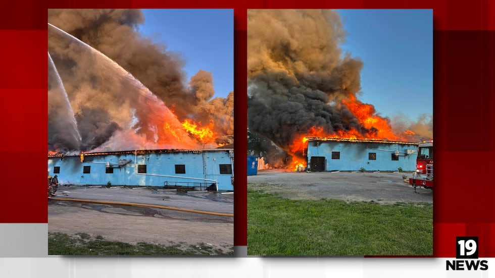 Akron Fire crews battle commercial building fire