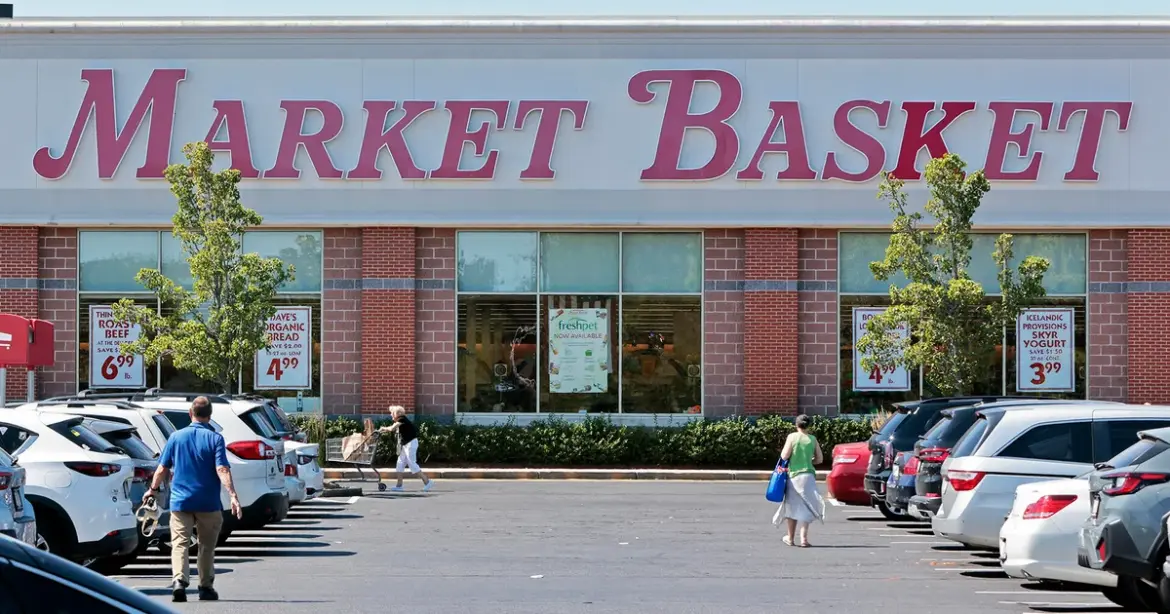 Market Basket names new president after court upholds firing of former CEO Arthur T. Demoulas Market Basket names new president after court upholds firing of former CEO Arthur T. Demoulas