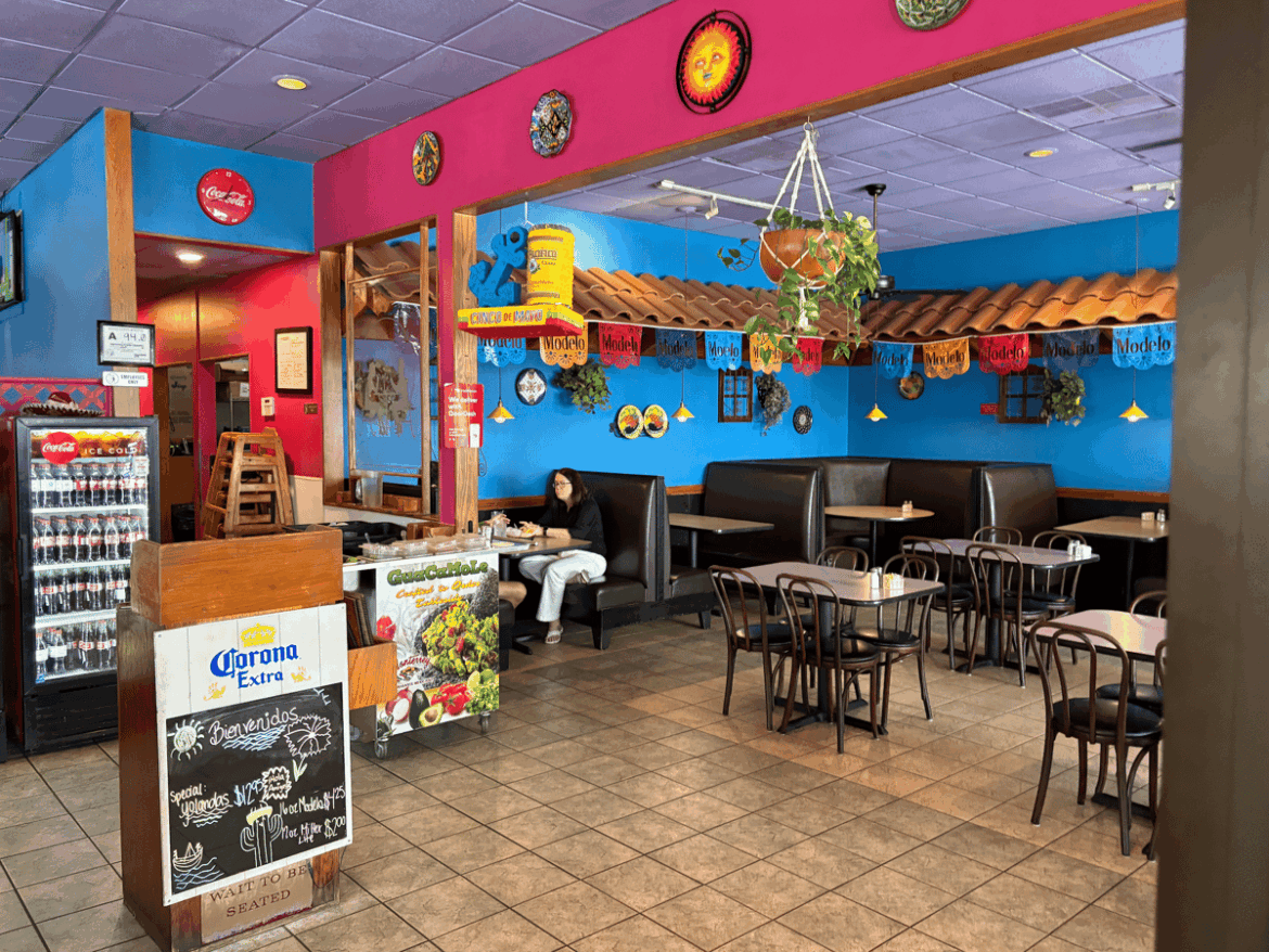 33 Charlotte Restaurants With Lunches for $10 or Less 33 Charlotte Restaurants With Lunches for $10 or Less