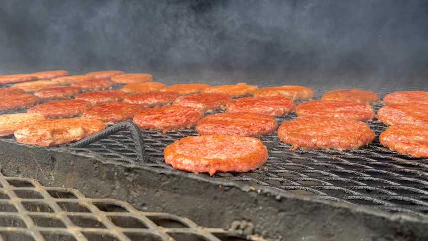 Trump’s imported ground beef plan sparks Mississippi concerns Trump's imported ground beef plan sparks Mississippi concerns