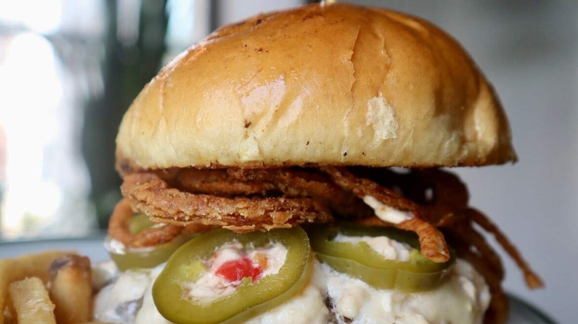 Six Lexington, KY restaurants recently closed for good. Why?