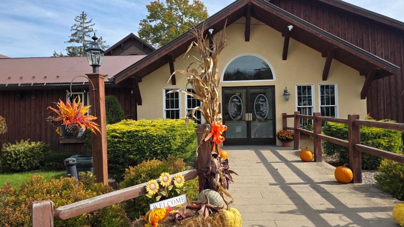 Penn Alps Restaurant & Craft Shop, Grantsville, MD