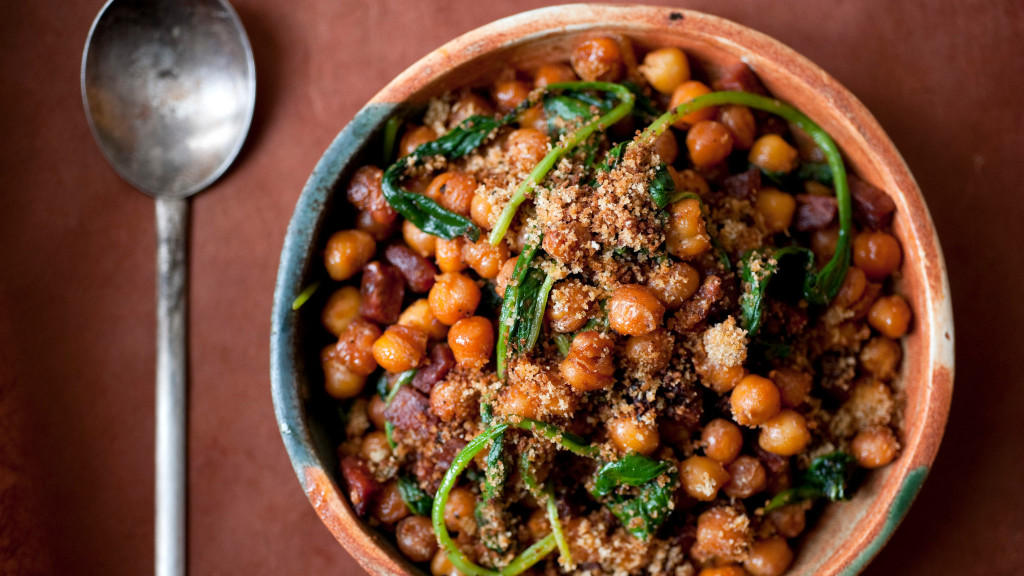 Fried Chickpeas With Chorizo and Spinach