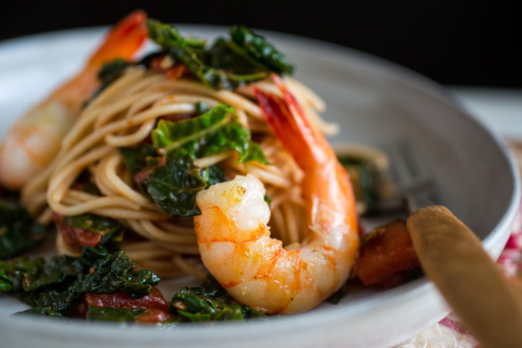 Gluten Free Spaghetti With Shrimp, Kale and Tomatoes
