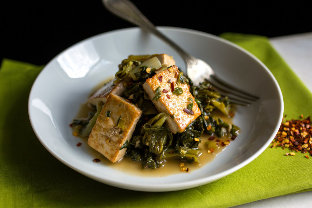 Stir-Fried Tofu and Escarole